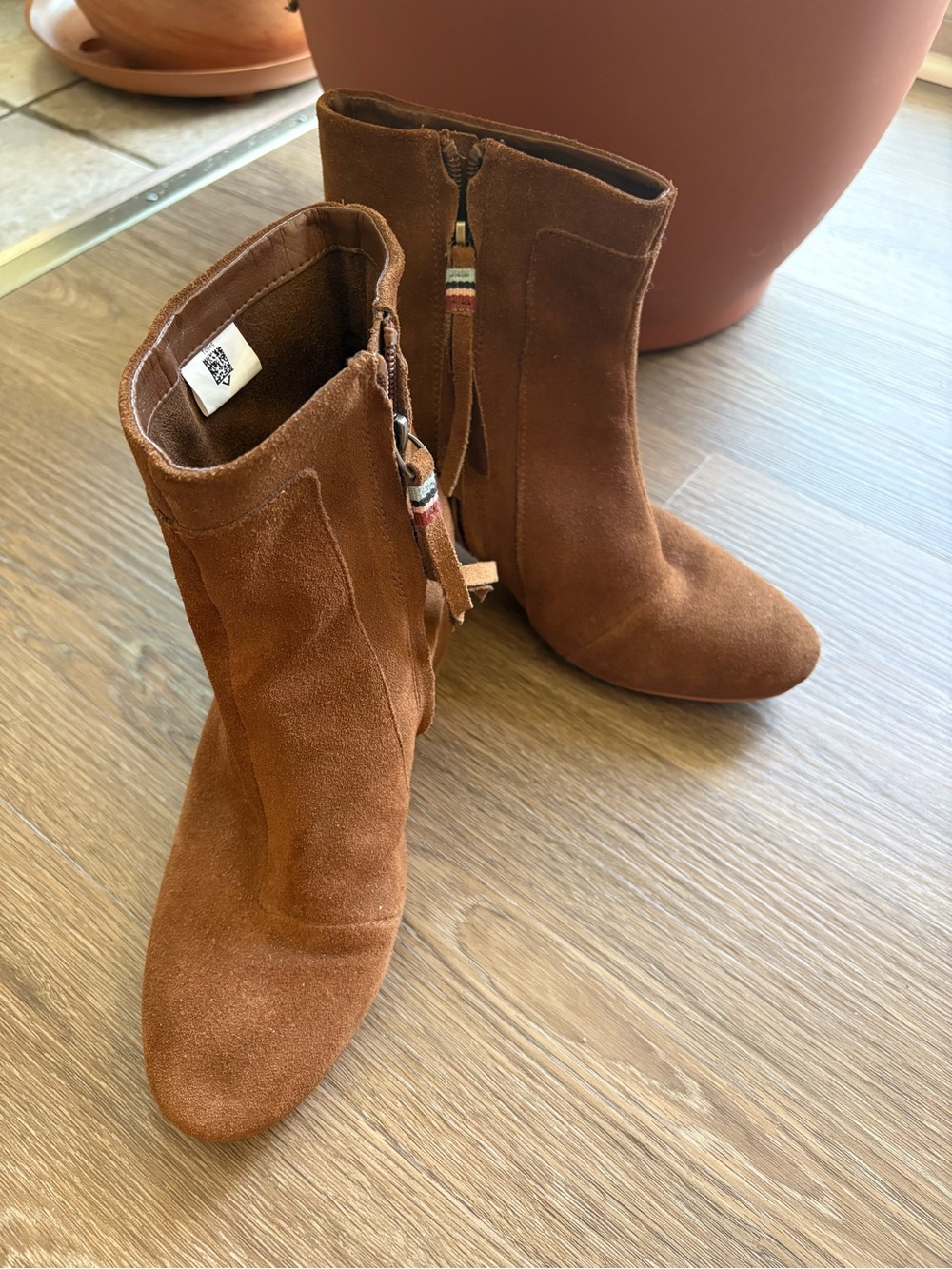 Toms brown suede ankle boots